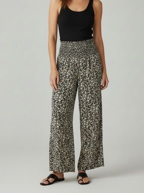 Kohl's Black and Cream Floral Smocked-Waist Wide Leg Pants